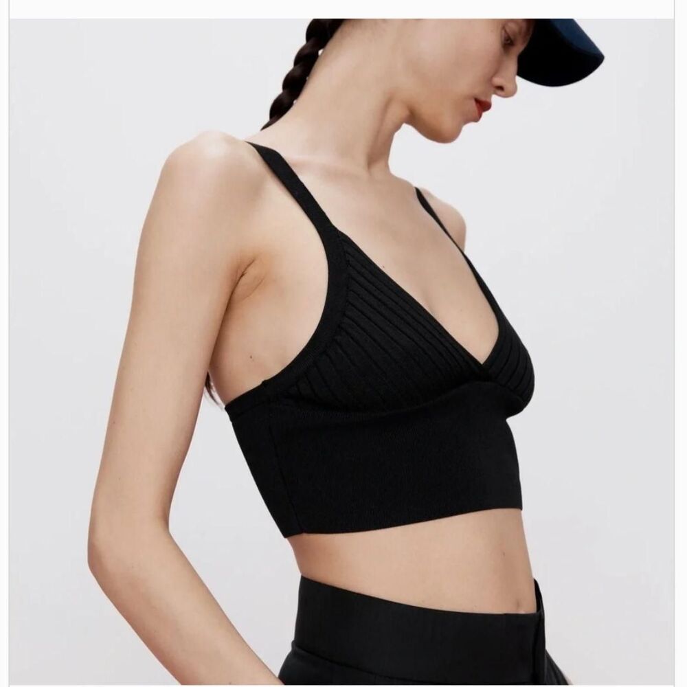 Zara Women's Black Crop